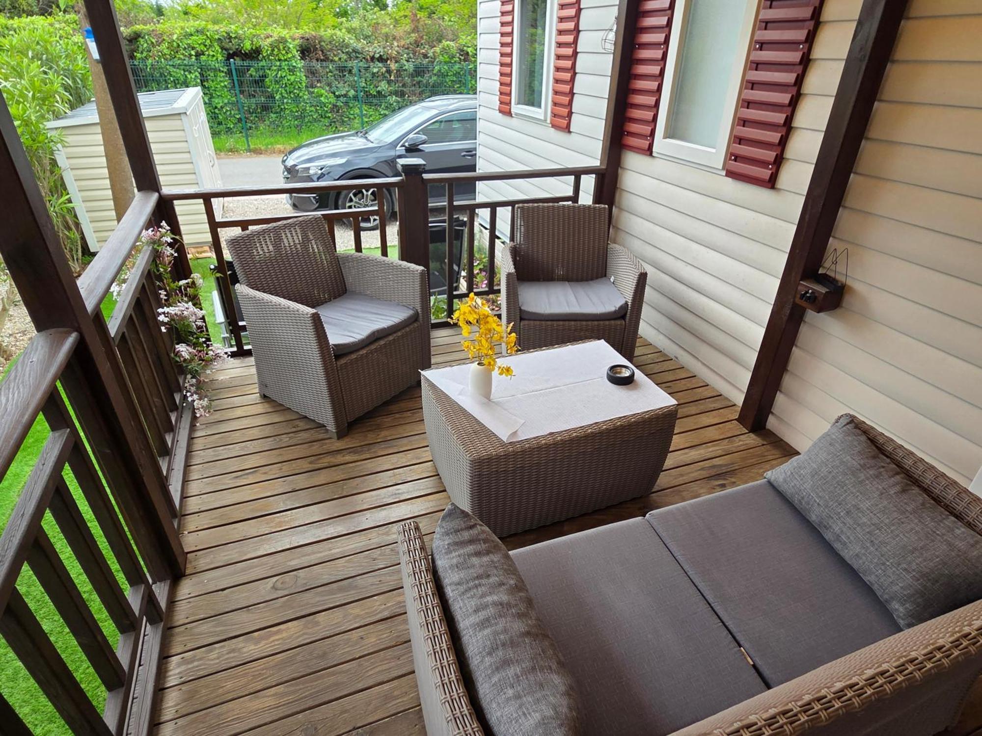 Hotel Fabuleux Mobil-Homme 4/6 Personnes Fréjus Exteriér fotografie